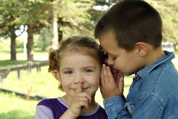 mentiras y secretos en los niños